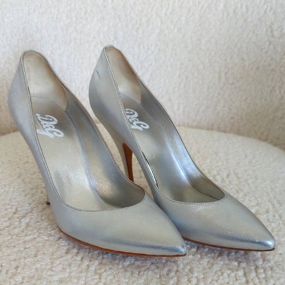 Dolce & Gabbana Silver Metallic Women's Heels - Picture 1 of 11